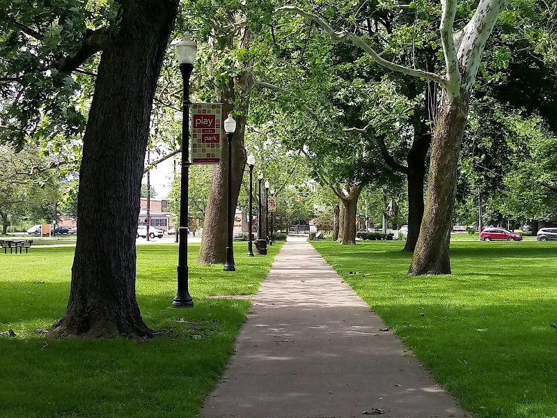 Lincoln Park Cleveland stage