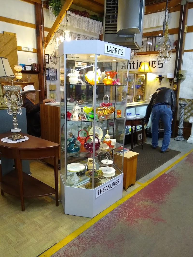 Jamie's Flea Market in Cleveland