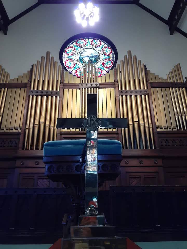 Franklin Circle Christian Church Cleveland stage