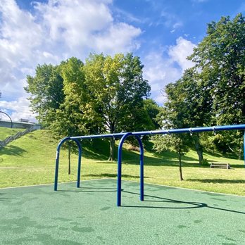Kirtland Park Cleveland stage
