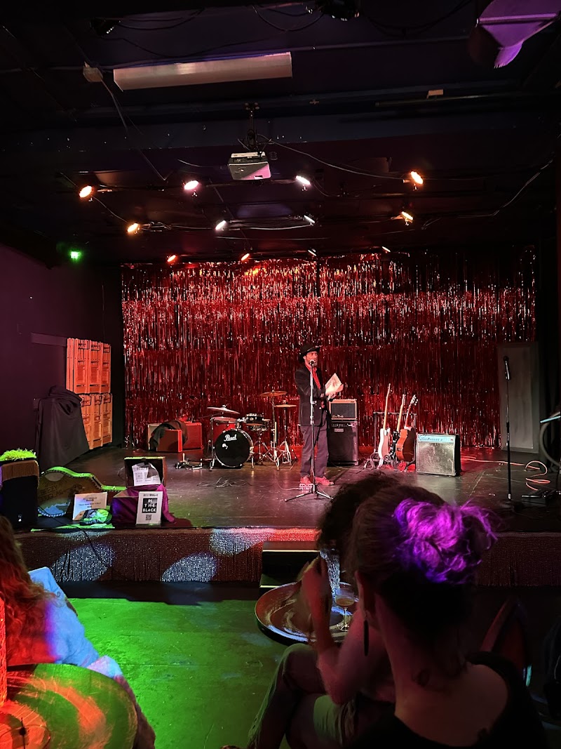 Wizbang Cleveland interior