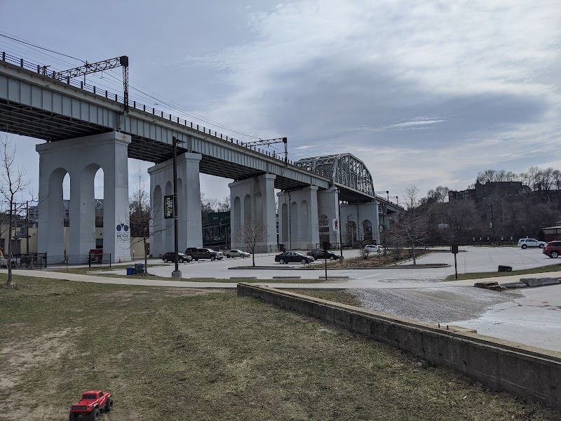 Rivergate Park Cleveland stage