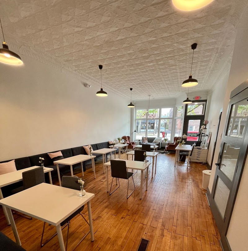 The Parlour- A CoLab Concepts Venue Cleveland stage