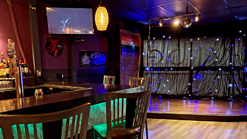Vibe Bar + Patio in Cleveland
