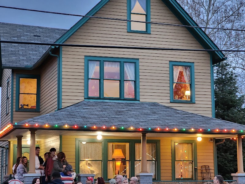 House from A Christmas Story Cleveland interior