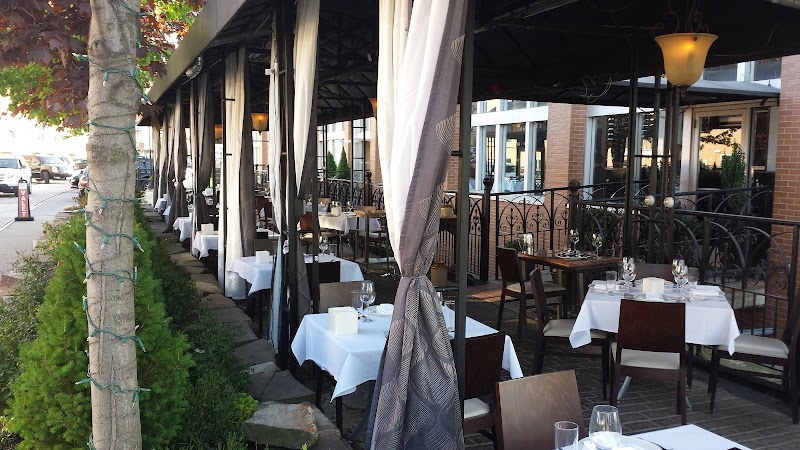 Casa La Luna in Cleveland
