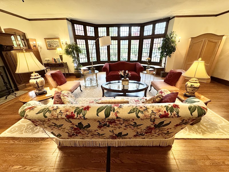 The Fairmount Mansion Cleveland stage