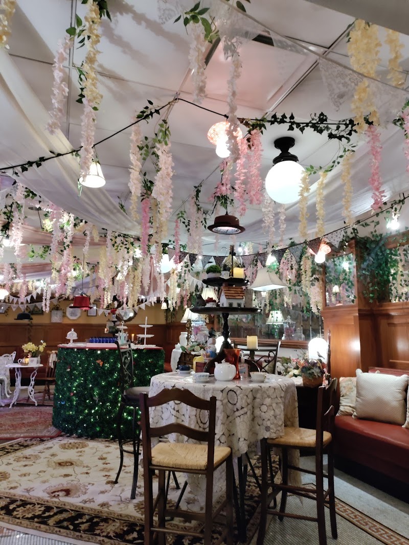 The Alice - An Immersive Cocktail Experience in Cleveland