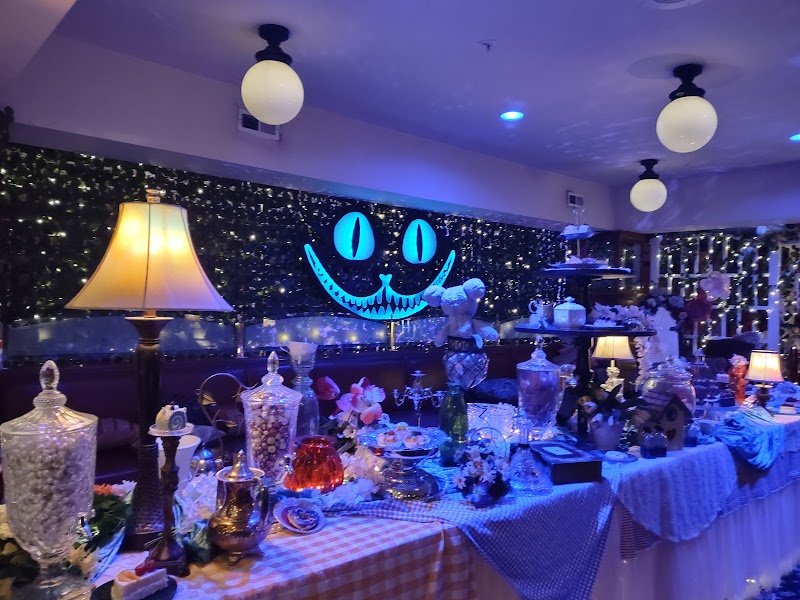 The Alice - An Immersive Cocktail Experience Cleveland stage