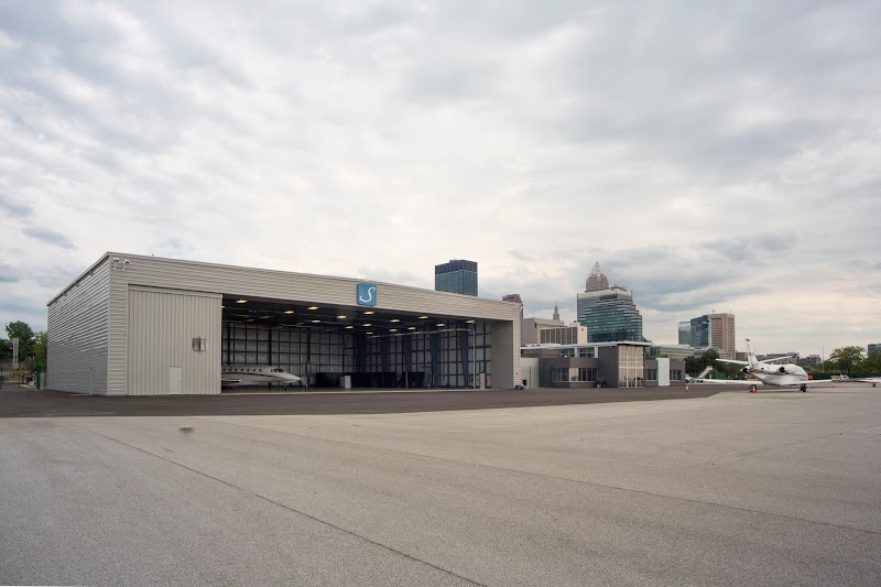 Signature Aviation BKL - Burke Lakefront Airport in Cleveland