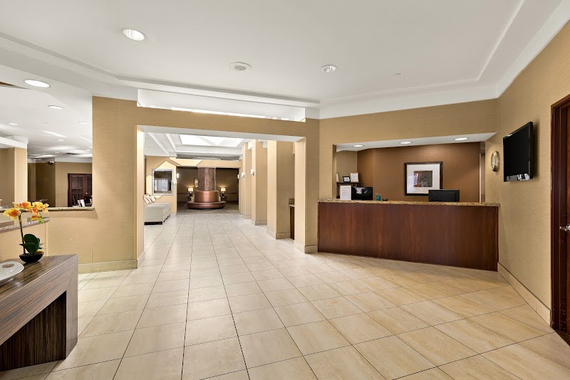 Hotel RL Cleveland Airport West by Sonesta Cleveland amenities