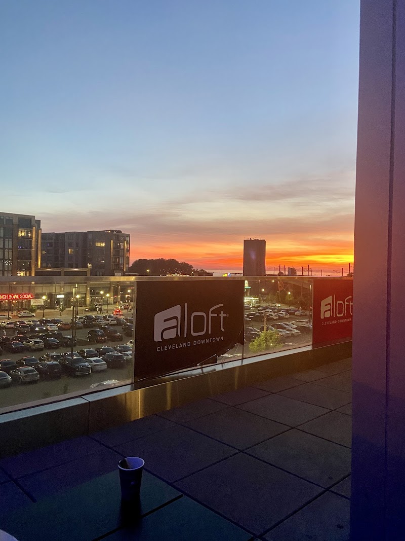 Aloft Cleveland Downtown Cleveland amenities
