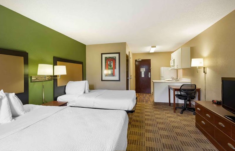 Extended Stay America Suites- Cleveland - Beachwood - Orange Place - South Cleveland amenities