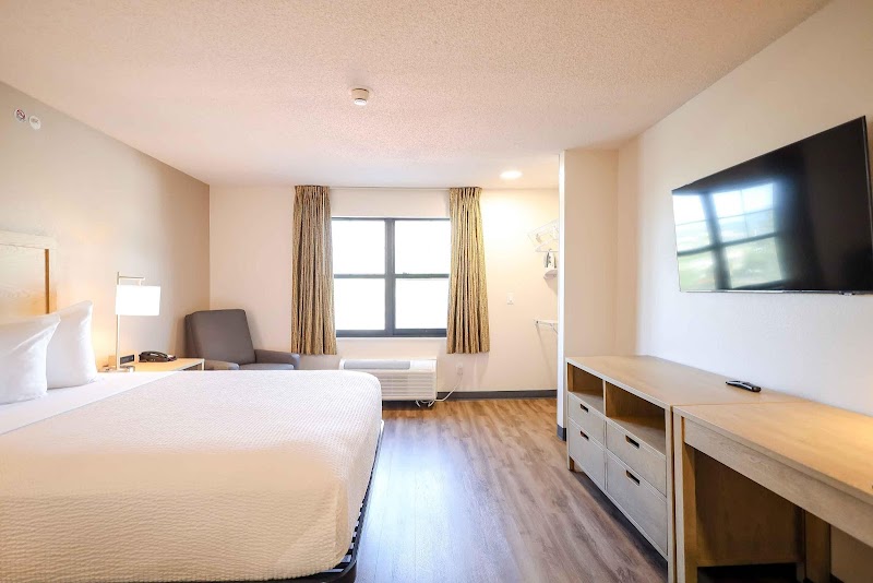 Extended Stay America Suites- Cleveland - Beachwood - Orange Place - South Cleveland amenities