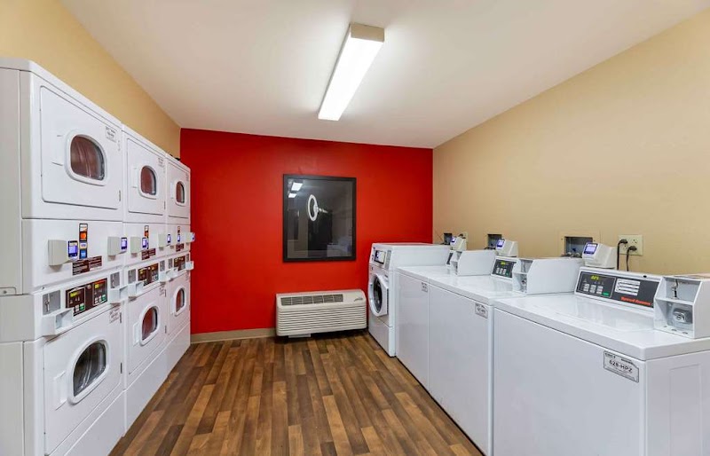 Extended Stay America Suites- Cleveland - Beachwood - Orange Place - South Cleveland amenities
