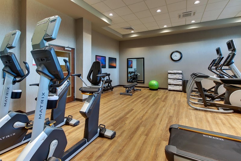 Drury Inn & Suites Cleveland Beachwood Cleveland amenities