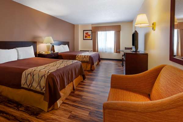 Travelodge by Wyndham Cleveland Airport Cleveland lobby