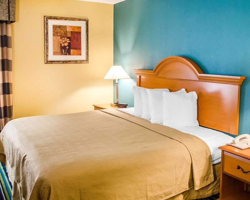 Quality Inn & Suites Medina- Akron West Cleveland amenities