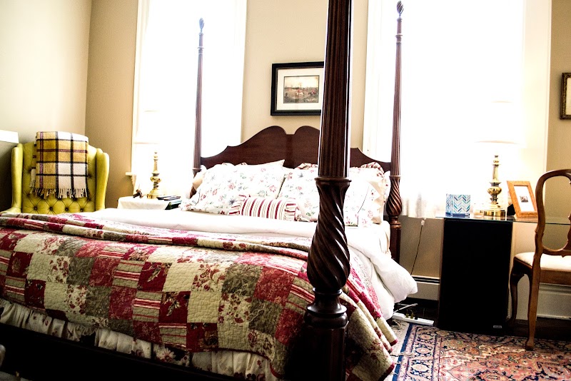 Clifford House Bed & Breakfast Cleveland amenities