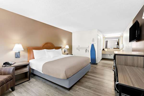 MainStay Suites Middleburg Heights Cleveland Airport Cleveland lobby