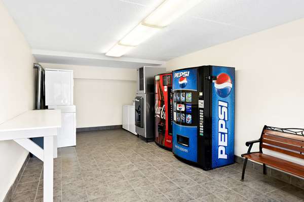 Quality Inn Middleburg Heights near Cleveland Airport Cleveland amenities