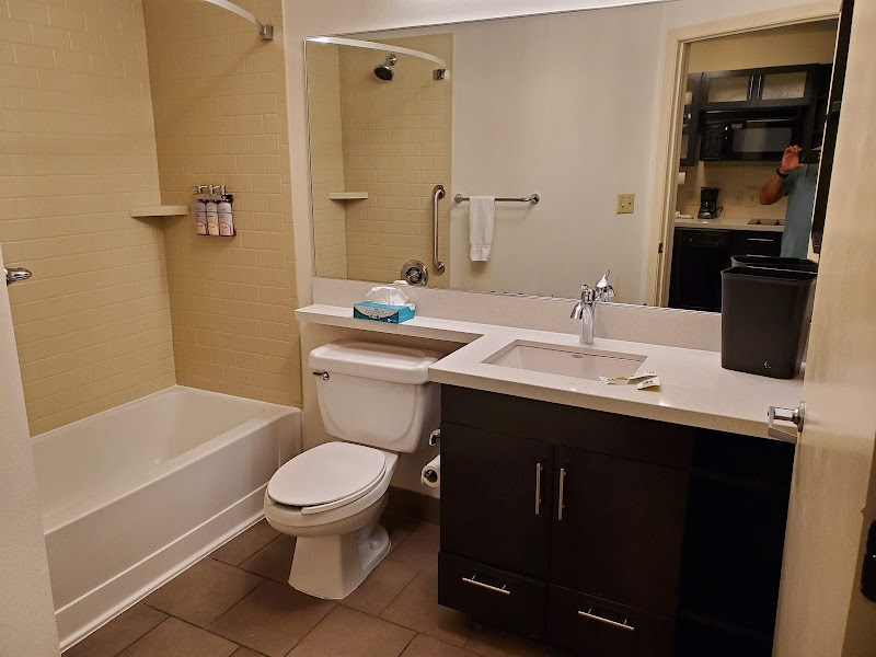 Sonesta Simply Suites Cleveland North Olmsted Airport Cleveland room