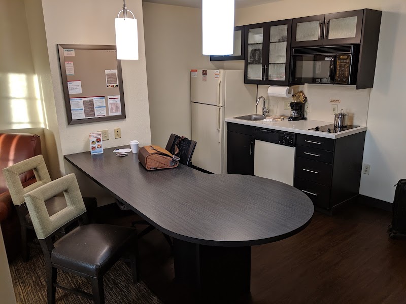Sonesta Simply Suites Cleveland North Olmsted Airport Cleveland amenities