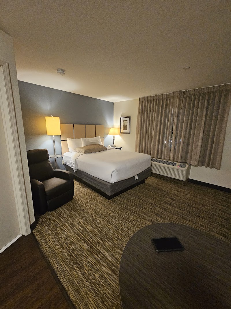 Sonesta Simply Suites Cleveland North Olmsted Airport Cleveland amenities