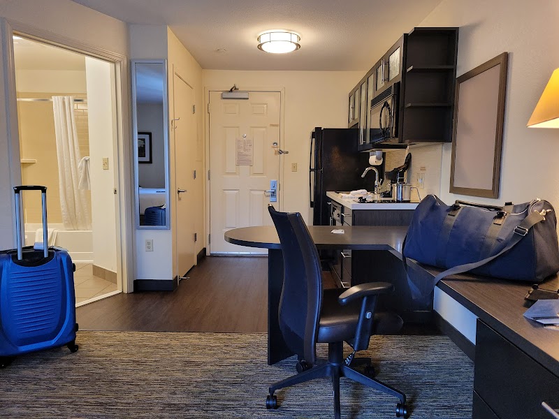 Sonesta Simply Suites Cleveland North Olmsted Airport Cleveland amenities