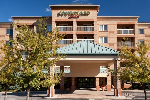 Courtyard by Marriott Cleveland Independence in Cleveland