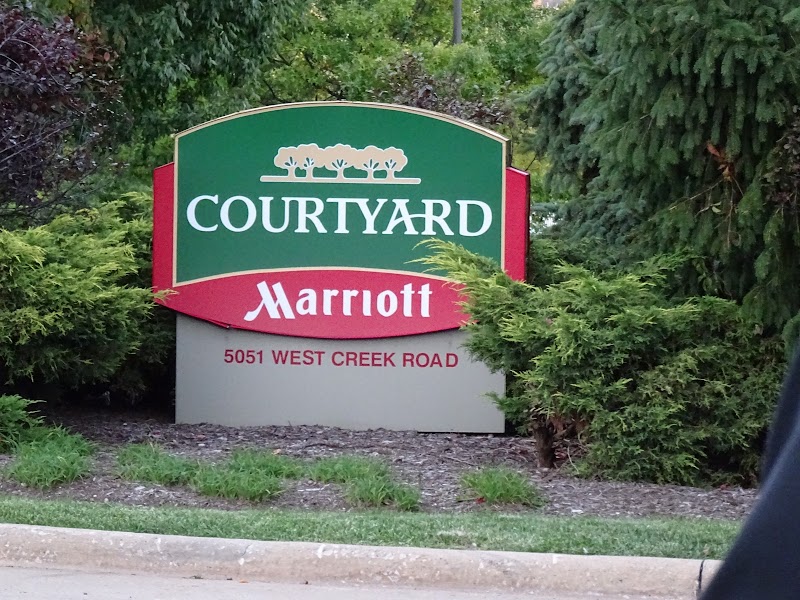 Courtyard by Marriott Cleveland Independence Cleveland amenities