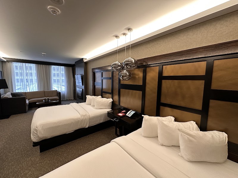 Metropolitan at The 9, Autograph Collection Cleveland amenities