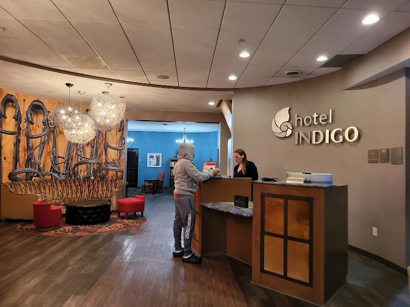 Hotel Indigo Cleveland-Beachwood, an IHG Hotel Cleveland amenities