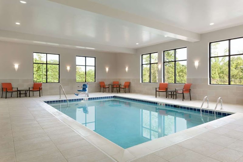 Hampton Inn North Olmsted Cleveland Airport Cleveland amenities