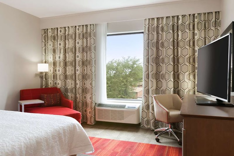 Hampton Inn North Olmsted Cleveland Airport Cleveland amenities
