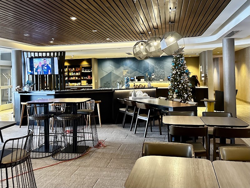 SpringHill Suites by Marriott Cleveland Independence Cleveland amenities
