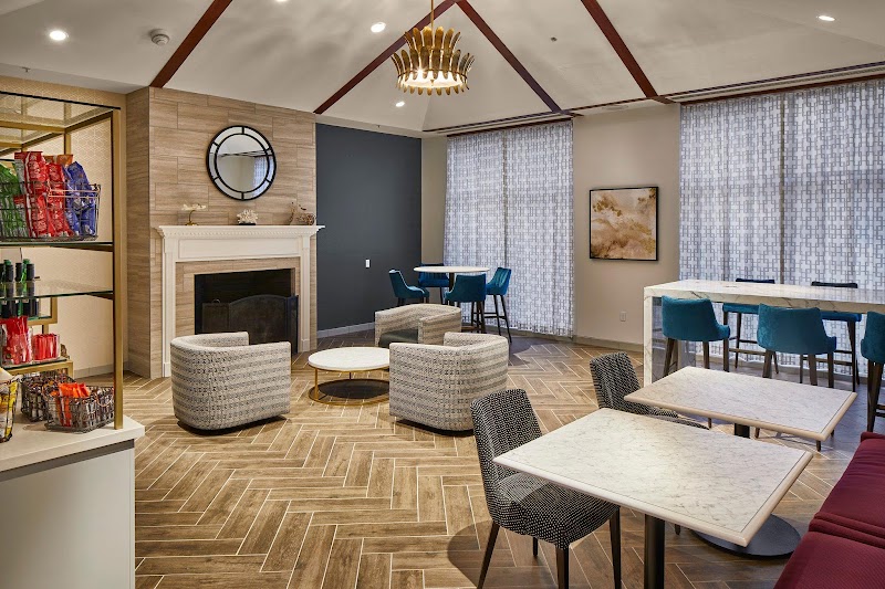 Hotel Indigo Cleveland Downtown by IHG Cleveland amenities