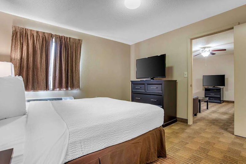 Extended Stay America Suites- Cleveland - Middleburg Heights Cleveland amenities