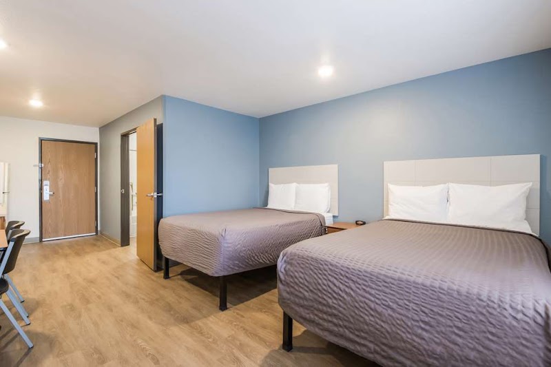 Extended Stay America Select Suites- Cleveland - Airport Cleveland lobby