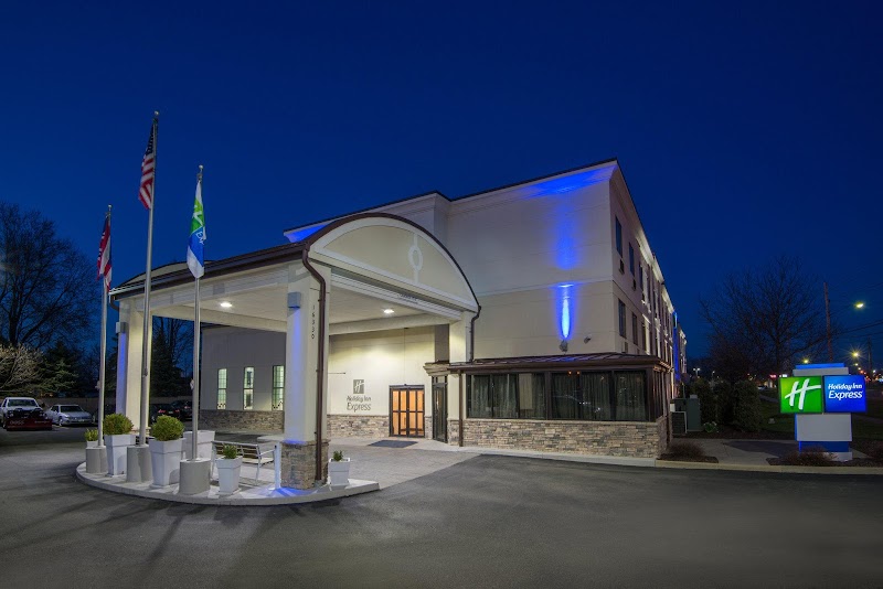 Holiday Inn Express Cleveland Airport - Brook Park by IHG in Cleveland
