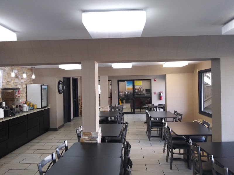 Days Inn by Wyndham Middleburg Heights Cleveland amenities