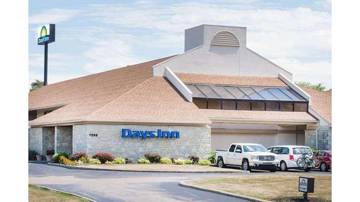 Days Inn by Wyndham Middleburg Heights Cleveland amenities