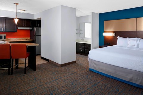 Residence Inn by Marriott Cleveland Independence Cleveland amenities