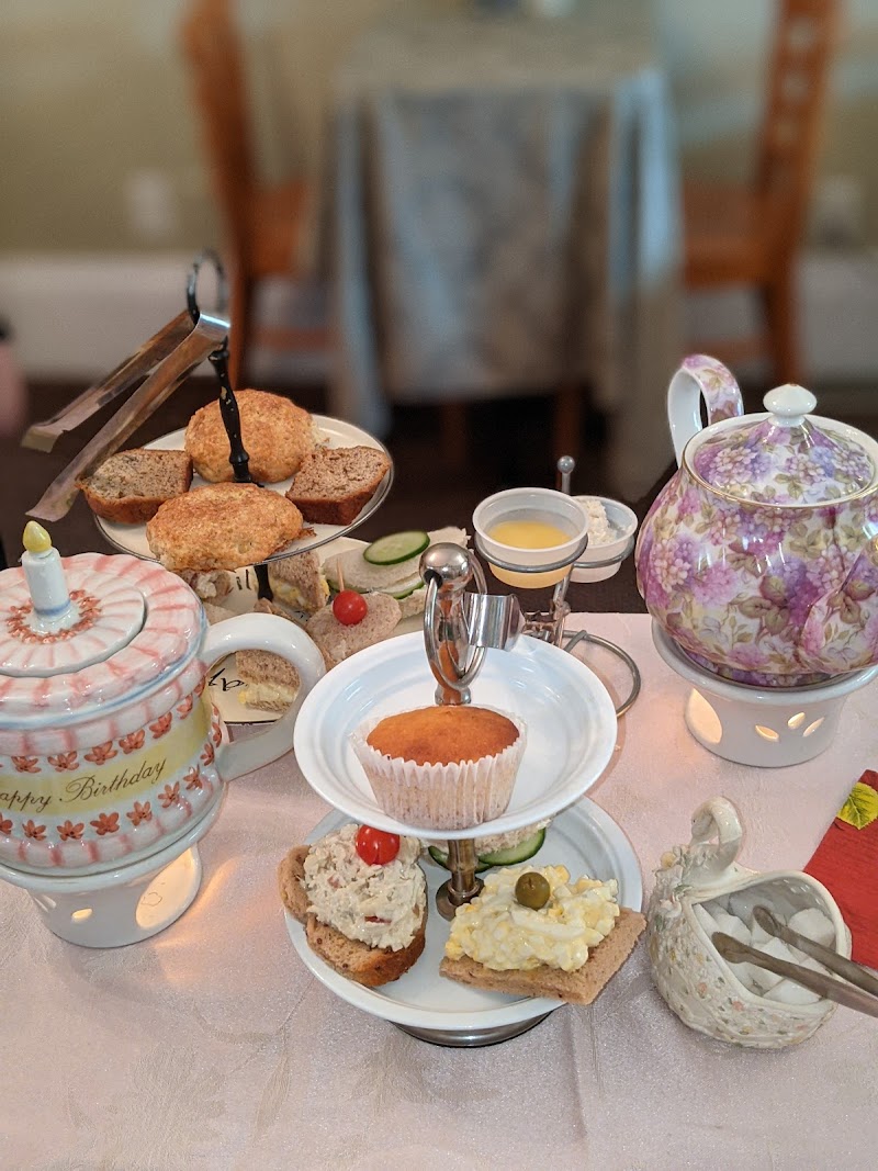 Emerald Necklace Tearoom and Inn Cleveland room