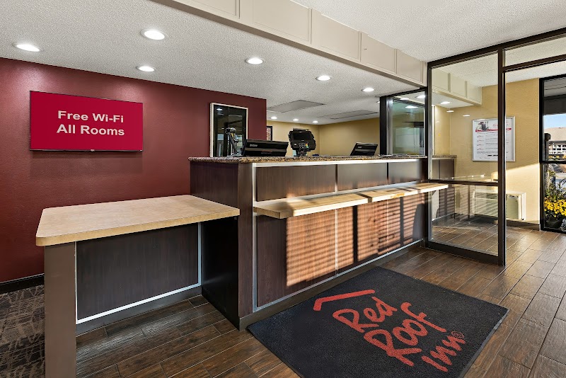 Red Roof Inn Cleveland - Independence Cleveland amenities
