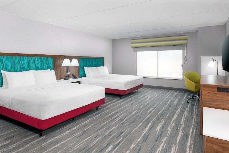 Hampton Inn & Suites Cleveland-Beachwood Cleveland amenities