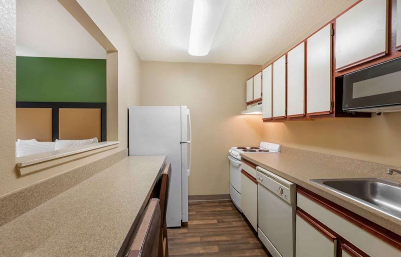 Extended Stay America Suites- Cleveland - Westlake Cleveland amenities