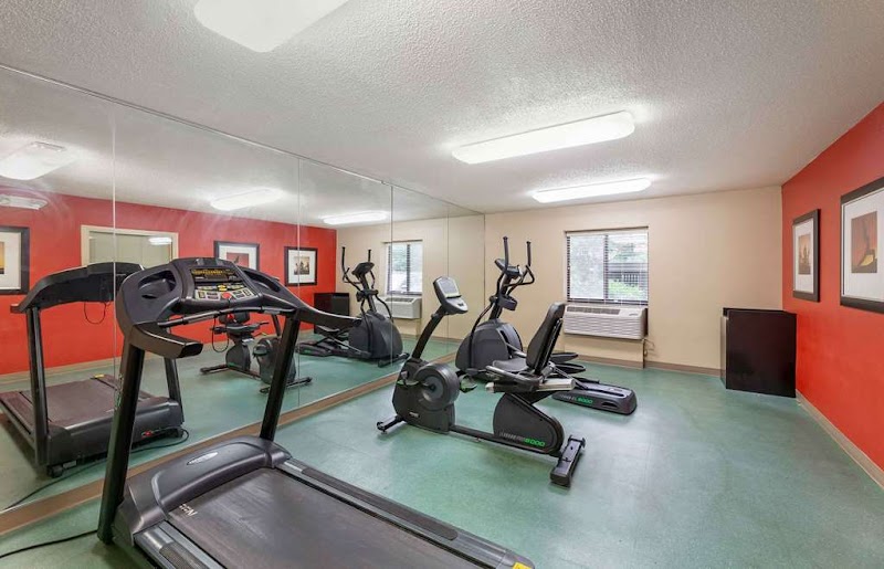 Extended Stay America Suites- Cleveland - Westlake Cleveland amenities