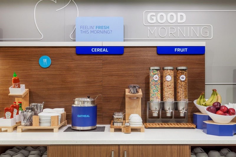 Holiday Inn Express & Suites Medina by IHG Cleveland amenities