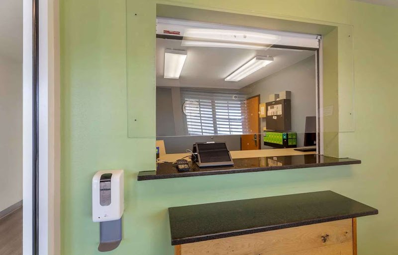 Extended Stay America Select Suites- Cleveland - Avon Cleveland amenities